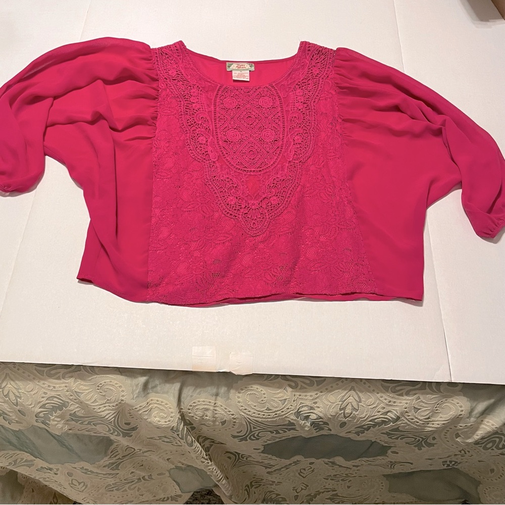 Flying Tomato Womens Size Medium Pink Bohemian Boho Sheer Blouse Top Lace Preppy